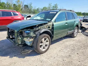 Subaru Outback 2.5L 4 2013