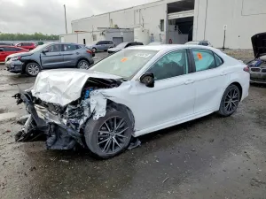 Toyota Camry 2.5L 4 2023
