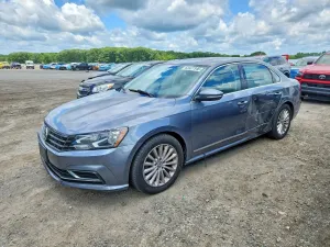 Volkswagen Passat 1.8L 4 2016