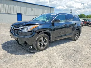 Toyota Highlander 3.5L 6 2016