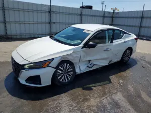 Nissan Altima 2.5L 4 2025