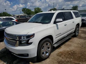 Chevrolet Suburban 5.3L 8 2016
