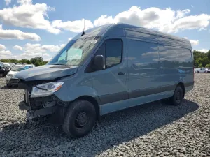 Mercedes-Benz Sprinter 2.0L 4 2024