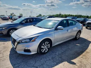 Nissan Altima 2.5L 4 2020
