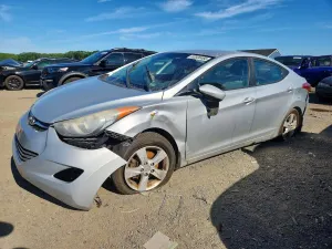Hyundai Elantra 1.8L 4 2013