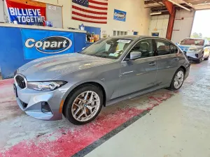 BMW 3 Series 2.0L 4 2025