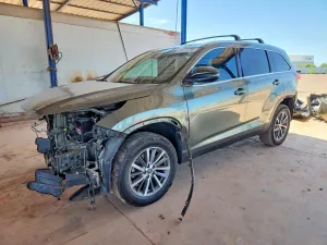 Toyota Highlander 3.5L 6 2019