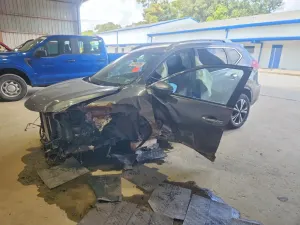 Nissan Rogue 2.5L 4 2020