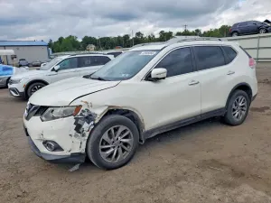 Nissan Rogue 2.5L 4 2015