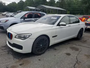 BMW 7 Series 4.4L 8 2015