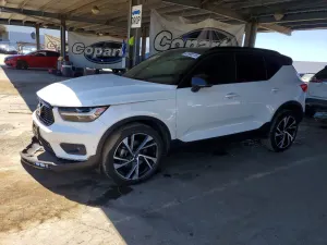Volvo XC40 2.0L 4 2019