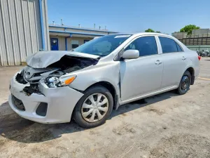 Toyota Corolla 1.8L 4 2012