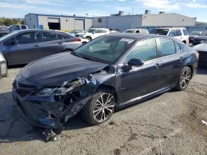 Toyota Camry 2.5L 4 2019