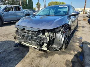 Nissan Sentra 2.0L 4 2025