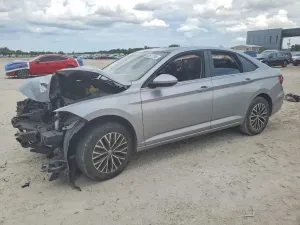 Volkswagen Jetta 1.4L 4 2019
