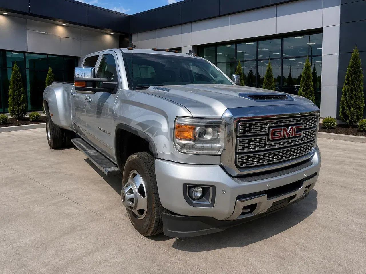 GMC Sierra 6.6L 8 2018