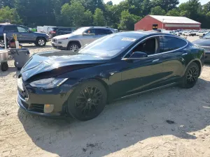 Tesla Model S 2013