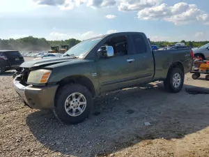 Nissan Titan 5.6L 8 2004