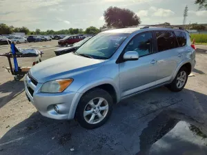 Toyota Rav4 2.5L 4 2012