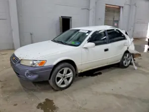 Toyota Camry 2.2L 4 1998
