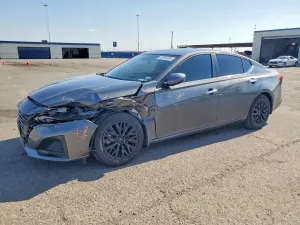 Nissan Altima 2.5L 4 2025