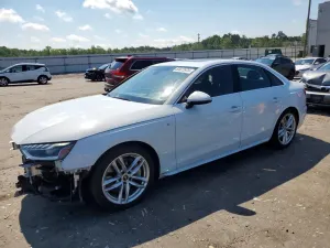 Audi A4 2.0L 4 2023