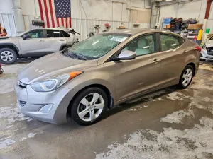 Hyundai Elantra 1.8L 4 2013
