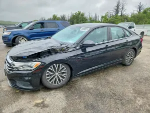 Volkswagen Jetta 1.4L 4 2021