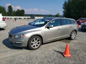 Volvo V60 2.5L 5 2015