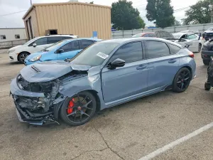 Honda Civic 2.0L 4 2025