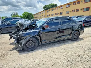 Volkswagen Jetta 2.0L 4 2013