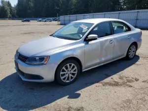 Volkswagen Jetta 1.8L 4 2014
