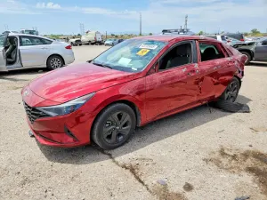 Hyundai Elantra 2.0L 4 2023