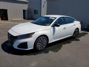 Nissan Altima 2.5L 4 2026