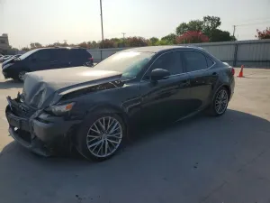 Lexus IS 2.5L 6 2015