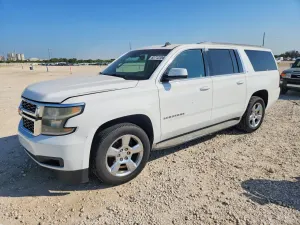 Chevrolet Suburban 5.3L 8 2015
