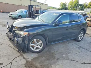 Alfa Romeo Stelvio 2.0L 4 2018