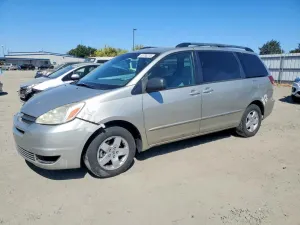 Toyota Sienna 3.3L 6 2004