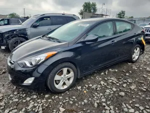 Hyundai Elantra 1.8L 4 2013