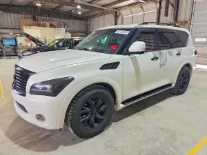 Infiniti QX56 5.6L 8 2013