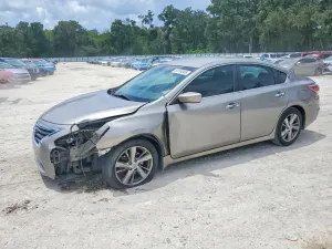 Nissan Altima 2.5L 4 2015