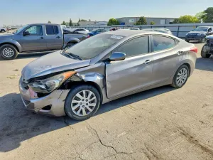 Hyundai Elantra 1.8L 4 2012