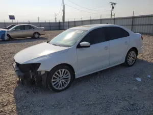 Volkswagen Jetta 1.8L 4 2015