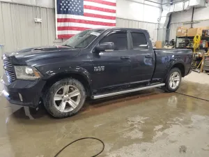 RAM 1500 SPORT 5.7L 8 2014