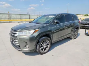 Toyota Highlander 3.5L 6 2019