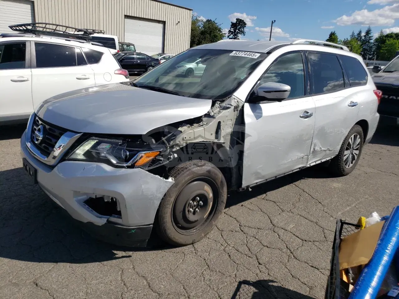 Nissan Pathfinder S 3.5L 6 2019