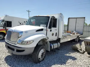 International DuraStar / 4000 6.7L 6 2015