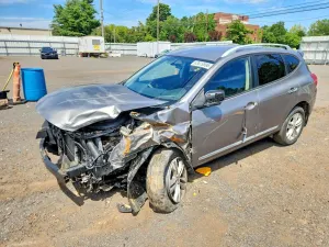 Nissan Rogue 2.5L 4 2012