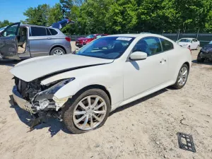 Infiniti G37 3.7L 6 2012