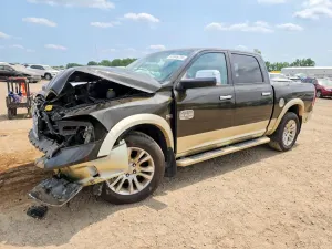 RAM 1500 5.7L 8 2013